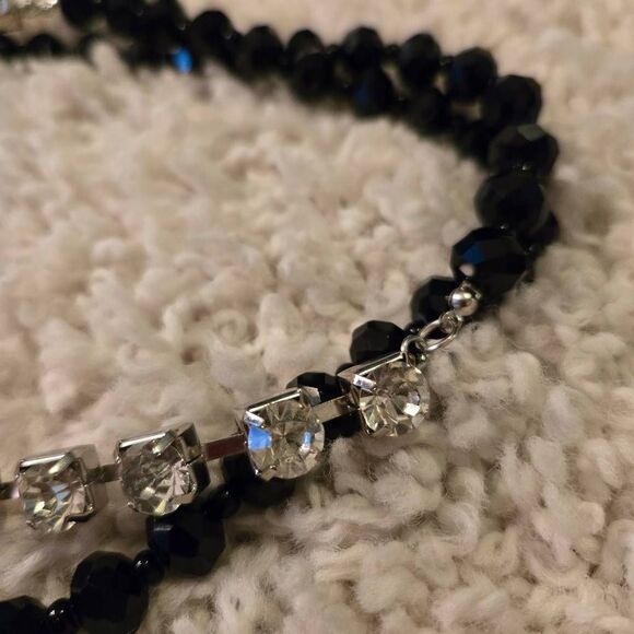 NWOT Long Faceted Jet Beads + Rhinestones Necklace - Picture 3 of 9